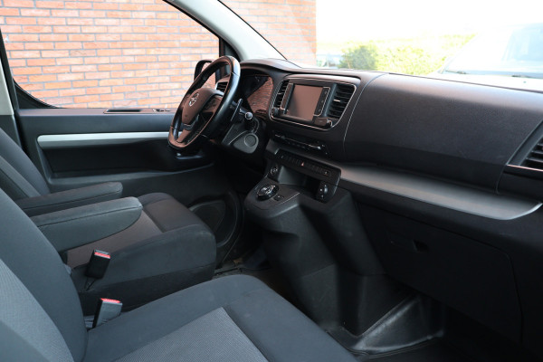 Opel Vivaro 2.0 CDTI 177 PK L3H1 DC | Dubbel Cabine | Head-Up | CarPlay | Camera | F1 Flippers | Navigatie | Trekhaak | Climate control | 5-Zitter | Nieuwe APK | NAP Logisch | NL Auto