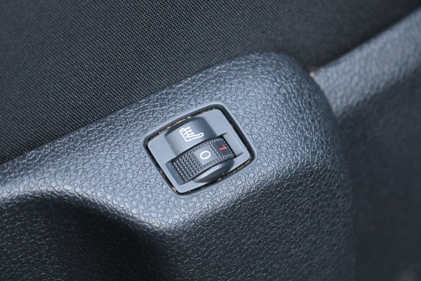 Opel Vivaro 2.0 CDTI 177 PK L3H1 DC | Dubbel Cabine | Head-Up | CarPlay | Camera | F1 Flippers | Navigatie | Trekhaak | Climate control | 5-Zitter | Nieuwe APK | NAP Logisch | NL Auto