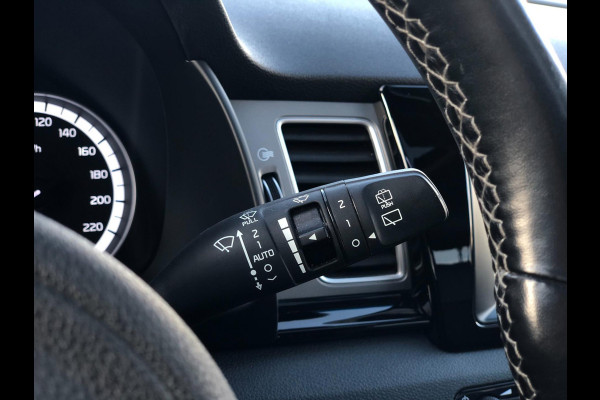 Kia Niro 1.6 GDi Hybrid Design Edition | SCHUIFDAK, NAVI, CAMERA, CRUISE, STOEL+STUURVERW. | DEALERONDERHOUDEN | NAP |