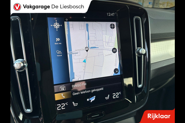 Volvo XC40 1.5 T4 Plug-in hybrid Plus Dark / Panorama-dak / Harman-Kardon / camera / stuur en stoel verwarming