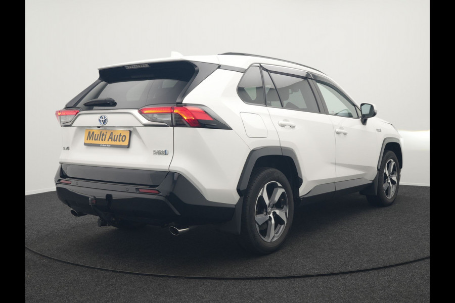 Toyota RAV4 2.5 Plug-in Hybrid AWD Dynamic 306pk Dealer O.H PHEV | Adaptive Cruise | Trekhaak | Sportstoelen Verwarmd | Camera | Apple Carplay | 18"L.M | Keyless | Stuurverwarming | Navigatie |