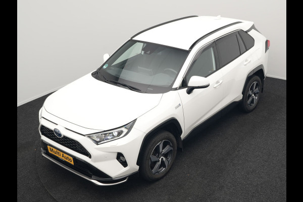Toyota RAV4 2.5 Plug-in Hybrid AWD Dynamic 306pk Dealer O.H PHEV | Adaptive Cruise | Trekhaak | Sportstoelen Verwarmd | Camera | Apple Carplay | 18"L.M | Keyless | Stuurverwarming | Navigatie |