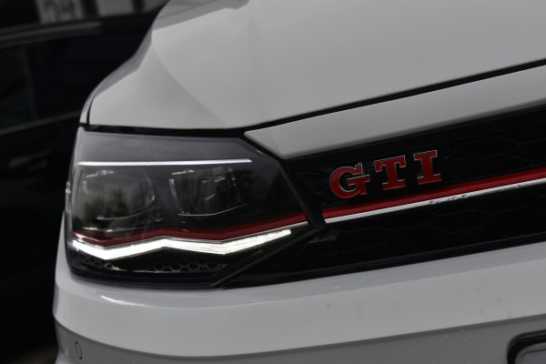 Volkswagen Polo 2.0 TSI GTI Cruise ACC Stoelvw Navi