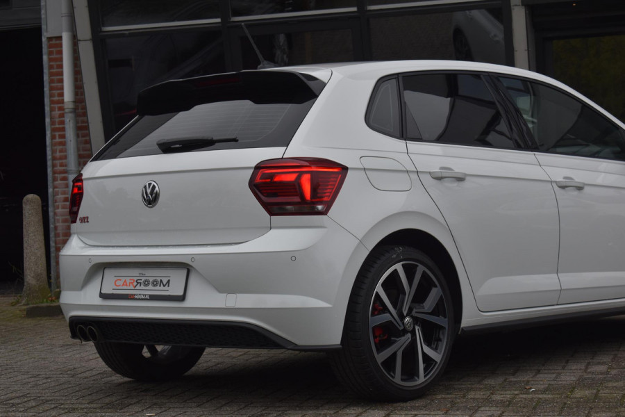 Volkswagen Polo 2.0 TSI GTI Cruise ACC Stoelvw Navi