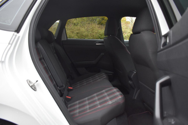 Volkswagen Polo 2.0 TSI GTI Cruise ACC Stoelvw Navi