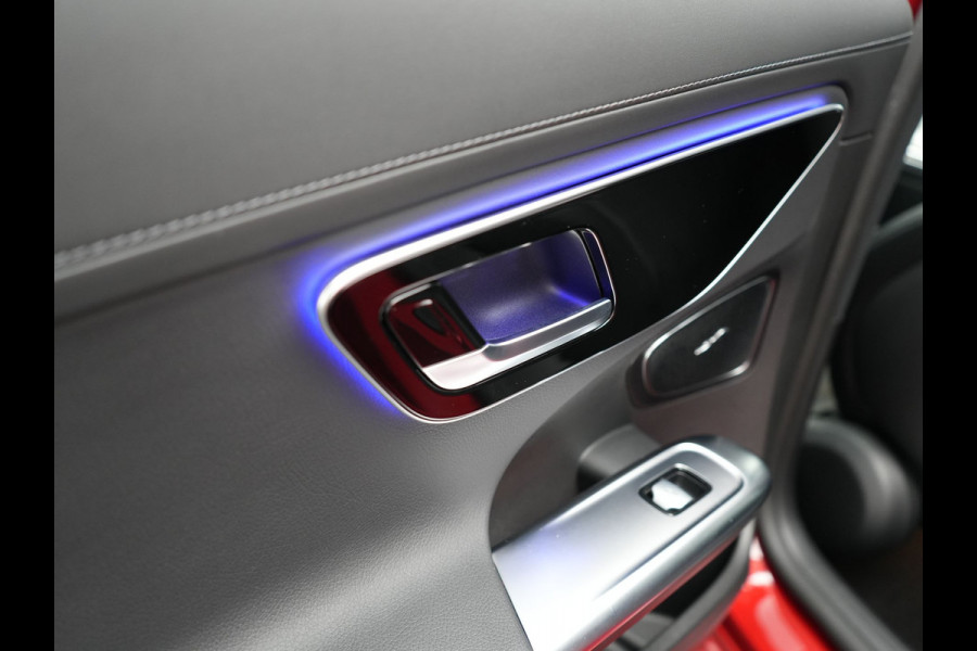 Mercedes-Benz C-Klasse Estate 300 e AMG Line Plug In Hybrid 313pk Dealer O.H PHEV | Trekhaak af Fabriek | Adaptive Cruise | 360 Camera | Digital LED | Burmester Soundsystem | Alcantara Sportstoelen Verwarmd | Sfeerverlichting | Keyless |