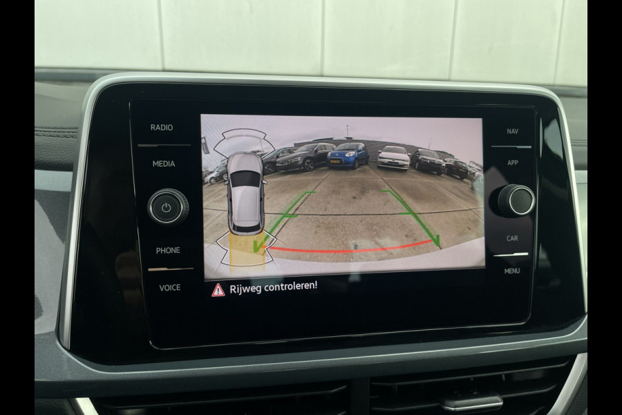 Volkswagen T-Roc 1.5 TSI Style | LED | Camera | Carplay | Climate