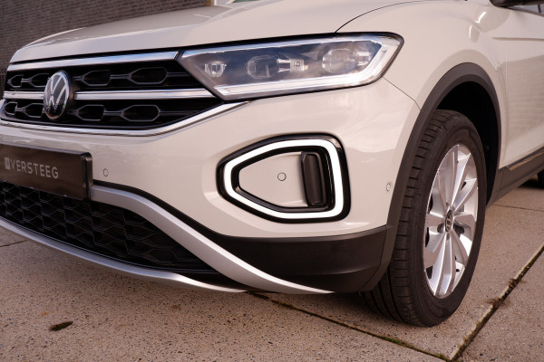 Volkswagen T-Roc 1.5 TSI Style | LED | Camera | Carplay | Climate