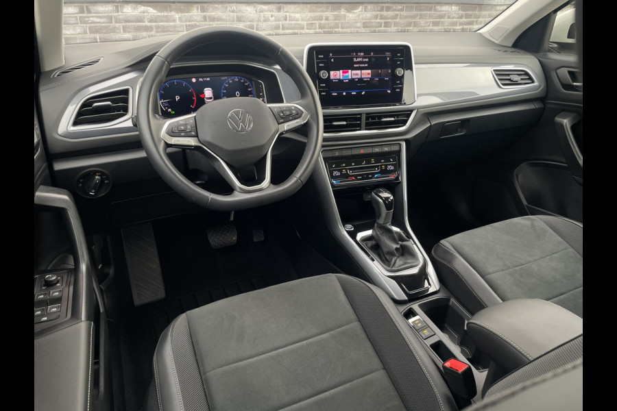 Volkswagen T-Roc 1.5 TSI Style | LED | Camera | Carplay | Climate