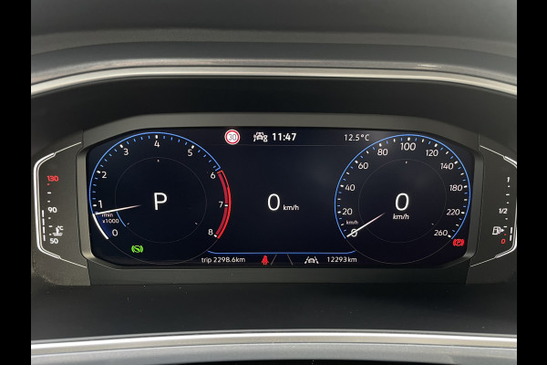 Volkswagen T-Roc 1.5 TSI Style | LED | Camera | Carplay | Climate