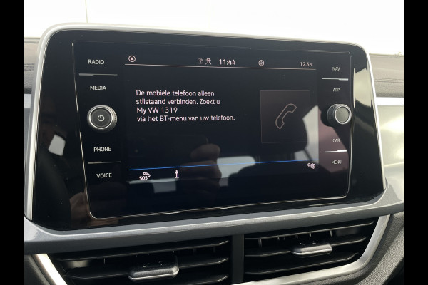 Volkswagen T-Roc 1.5 TSI Style | LED | Camera | Carplay | Climate