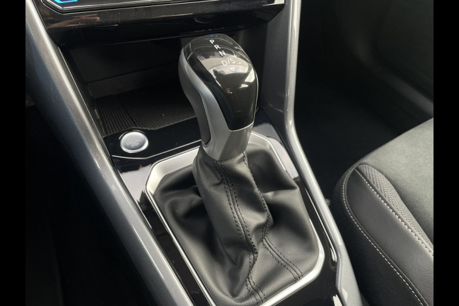 Volkswagen T-Roc 1.5 TSI Style | LED | Camera | Carplay | Climate