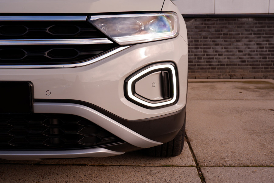 Volkswagen T-Roc 1.5 TSI Style | LED | Camera | Carplay | Climate