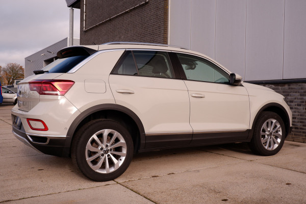 Volkswagen T-Roc 1.5 TSI Style | LED | Camera | Carplay | Climate