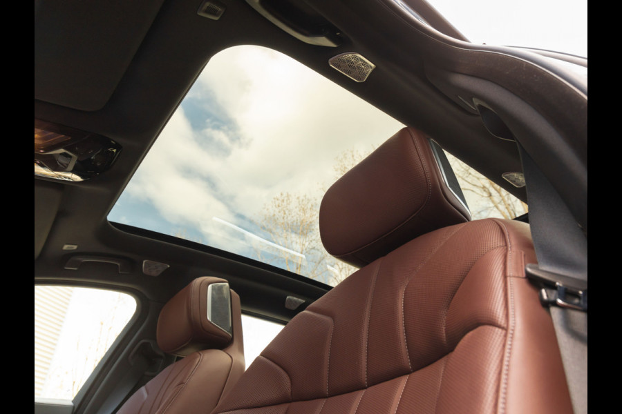 BMW i7 xDrive60 - Bowers & Wilkins - Automatische Deuren - Stoelventilatie + Massage