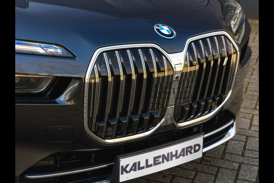 BMW i7 xDrive60 - Bowers & Wilkins - Automatische Deuren - Stoelventilatie + Massage
