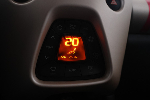 Citroën C1 1.0 VTi Elle Apple Carplay / Parkeer camera / 5 deurs!