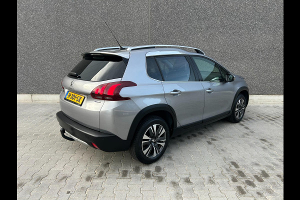 Peugeot 2008 1.2 PureTech GT-line | CARPLAY | PANO | TREKHAAK | NAVI | BLUETOOTH | AUX/USB | CC | PDC | APK T/M 20-10-2026 | TOP
