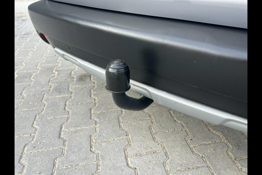 Peugeot 2008 1.2 PureTech GT-line | CARPLAY | PANO | TREKHAAK | NAVI | BLUETOOTH | AUX/USB | CC | PDC | APK T/M 20-10-2026 | TOP