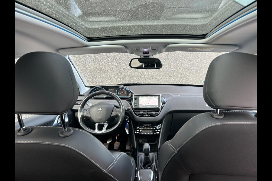 Peugeot 2008 1.2 PureTech GT-line | CARPLAY | PANO | TREKHAAK | NAVI | BLUETOOTH | AUX/USB | CC | PDC | APK T/M 20-10-2026 | TOP