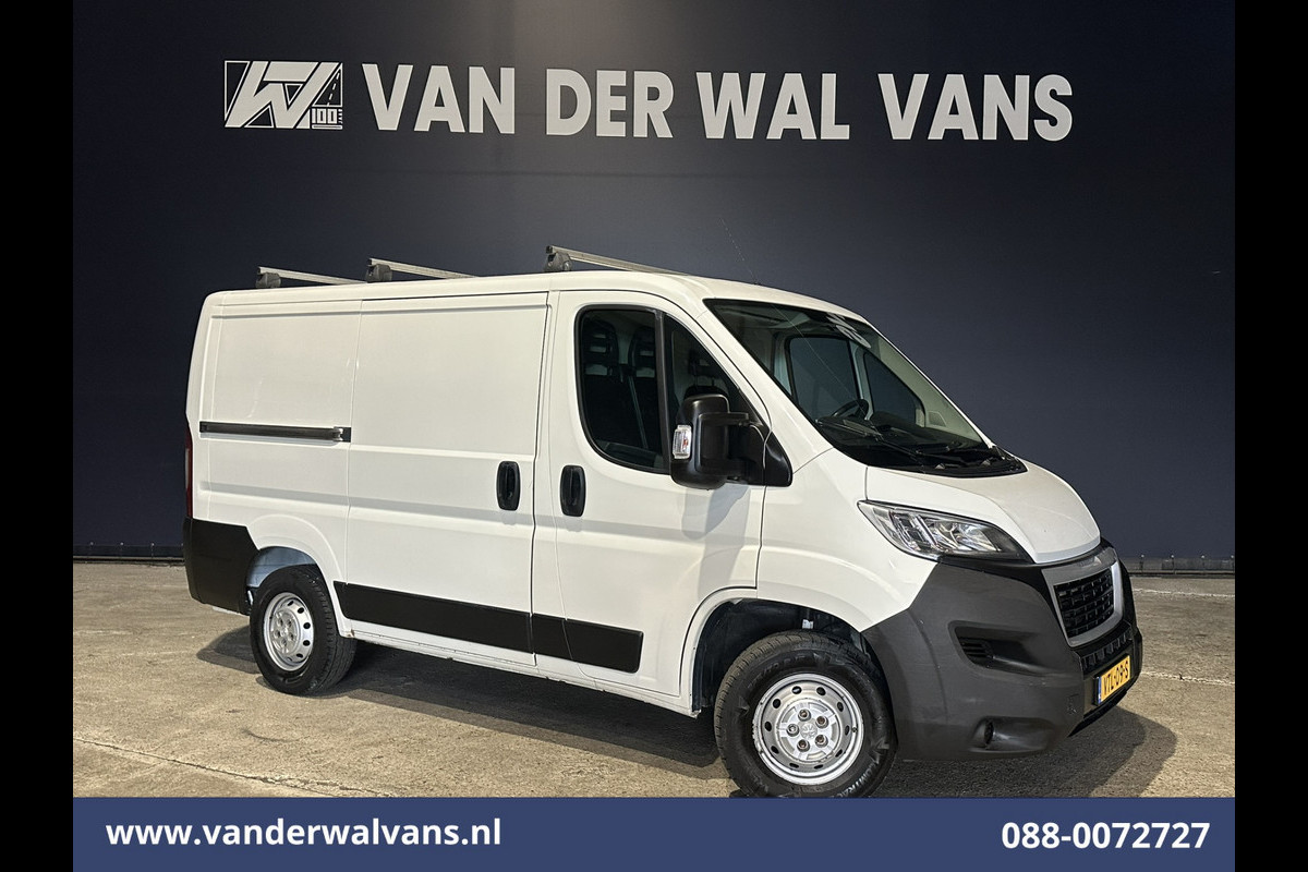 Peugeot Boxer 2.2 BlueHDi 120pk L1H1 Euro6 Airco | Dakdragers | 2500kg Trekhaak Bijrijdersbank