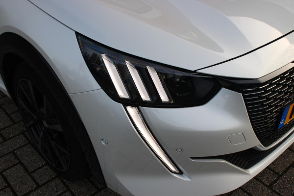 Peugeot 208 1.2 130PK AUTOMAAT GT PACK | BLACK PACK | PANORAMA DAK | ALCANTARA BEKLEDING | ACHTERUITRIJ CAMERA | ADAPTIVE CRUISE CONTROL | FULL LED KOPLAMPEN | 3-D INSTRUMENTENPANEEL | STOEL VERWARMING | 17" LICHTMETALEN VELGEN | ALL SEASON BANDEN | DODEHOEK DETECTIE | NAVIGATIE | APPLE CARPLAY/ANDROID AUTO | DAB+ RADIO |