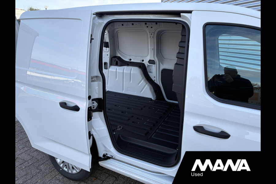 Volkswagen Caddy 2.0TDI / 102PK / Candy White / Airco / Meegespoten bumpers