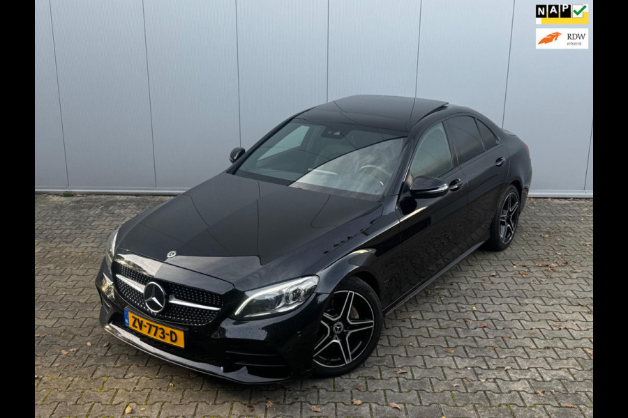 Mercedes-Benz C-Klasse C180 AMG FACELIFT PANORAMADAK VIRTUAL ORIGINEEL NEDERLANDS DEALER NAP