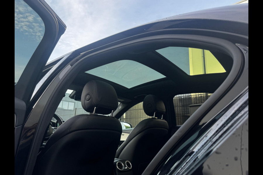 Mercedes-Benz C-Klasse C180 AMG FACELIFT PANORAMADAK VIRTUAL ORIGINEEL NEDERLANDS DEALER NAP