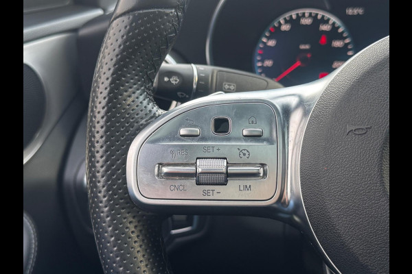 Mercedes-Benz C-Klasse C180 AMG FACELIFT PANORAMADAK VIRTUAL ORIGINEEL NEDERLANDS DEALER NAP