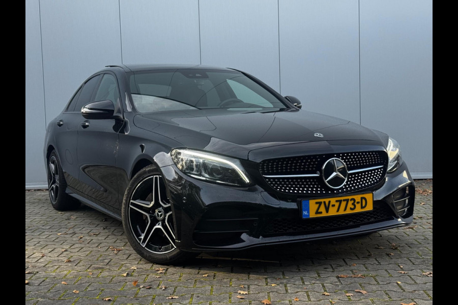 Mercedes-Benz C-Klasse C180 AMG FACELIFT PANORAMADAK VIRTUAL ORIGINEEL NEDERLANDS DEALER NAP