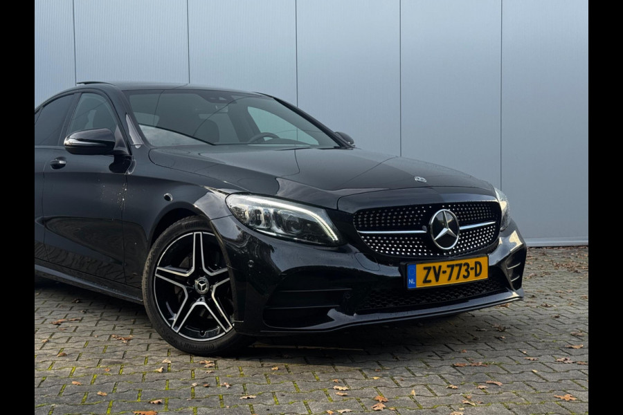 Mercedes-Benz C-Klasse C180 AMG FACELIFT PANORAMADAK VIRTUAL ORIGINEEL NEDERLANDS DEALER NAP