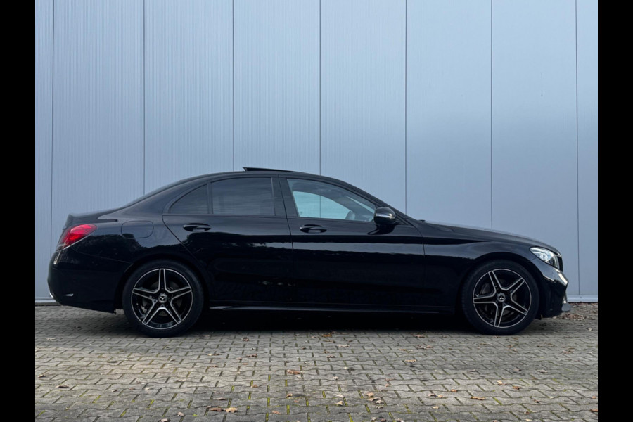 Mercedes-Benz C-Klasse C180 AMG FACELIFT PANORAMADAK VIRTUAL ORIGINEEL NEDERLANDS DEALER NAP