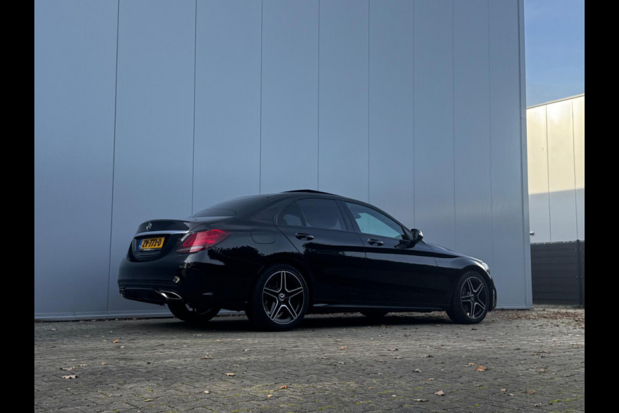 Mercedes-Benz C-Klasse C180 AMG FACELIFT PANORAMADAK VIRTUAL ORIGINEEL NEDERLANDS DEALER NAP