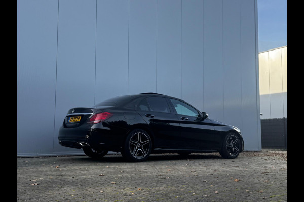 Mercedes-Benz C-Klasse C180 AMG FACELIFT PANORAMADAK VIRTUAL ORIGINEEL NEDERLANDS DEALER NAP