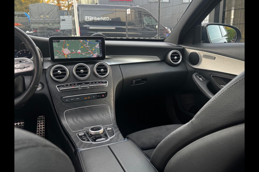 Mercedes-Benz C-Klasse C180 AMG FACELIFT PANORAMADAK VIRTUAL ORIGINEEL NEDERLANDS DEALER NAP