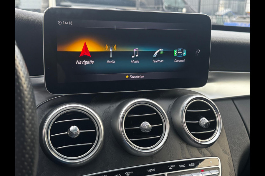 Mercedes-Benz C-Klasse C180 AMG FACELIFT PANORAMADAK VIRTUAL ORIGINEEL NEDERLANDS DEALER NAP