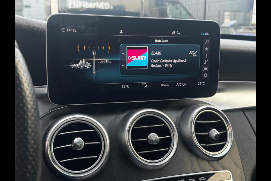 Mercedes-Benz C-Klasse C180 AMG FACELIFT PANORAMADAK VIRTUAL ORIGINEEL NEDERLANDS DEALER NAP