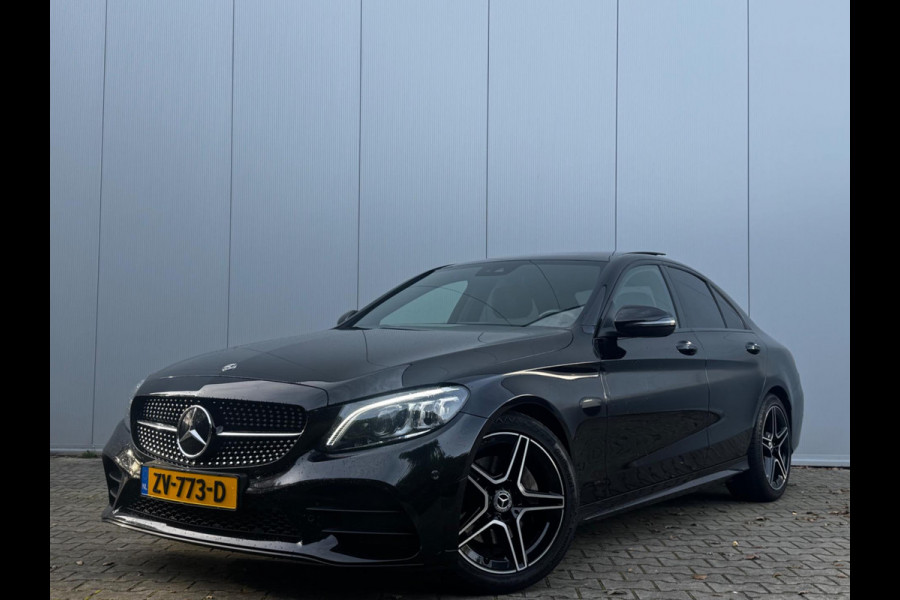 Mercedes-Benz C-Klasse C180 AMG FACELIFT PANORAMADAK VIRTUAL ORIGINEEL NEDERLANDS DEALER NAP