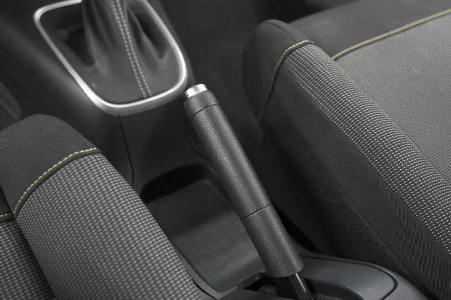 Citroën C3 PureTech 110 EAT6 Max | Camera | Parkeersensoren | Navigatie | Apple Carplay