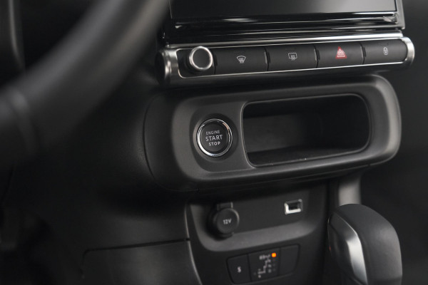 Citroën C3 PureTech 110 EAT6 Max | Camera | Parkeersensoren | Navigatie | Apple Carplay