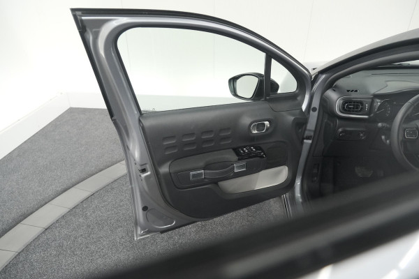 Citroën C3 PureTech 110 EAT6 Max | Camera | Parkeersensoren | Navigatie | Apple Carplay