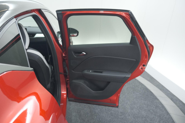 Renault Captur TCe 90 Techno | 360 Camera | 9.3 Inch Grootscherm | Apple Carplay | Navigatie
