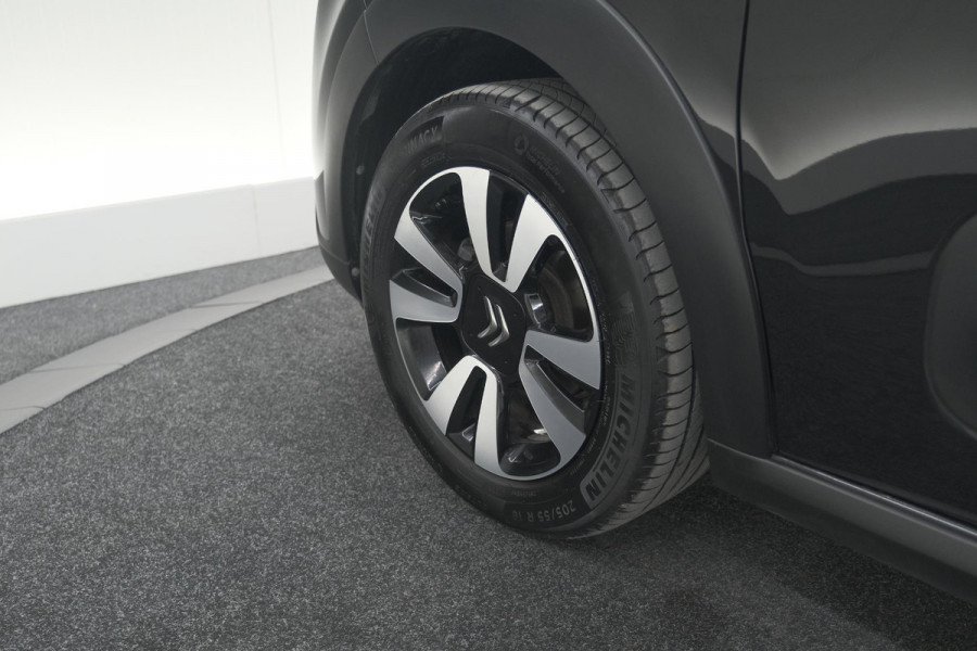 Citroën C3 PureTech 110 EAT6 Max | Apple Carplay | Parkeersensoren | Climate Control | 16 Inch Lichtmetalen Velgen