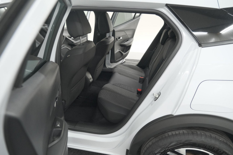 Peugeot 2008 PureTech 100 Allure | Camera | Navigatie | Parkeersensoren | Apple Carplay