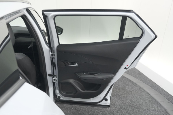 Peugeot 2008 PureTech 100 Allure | Camera | Navigatie | Parkeersensoren | Apple Carplay