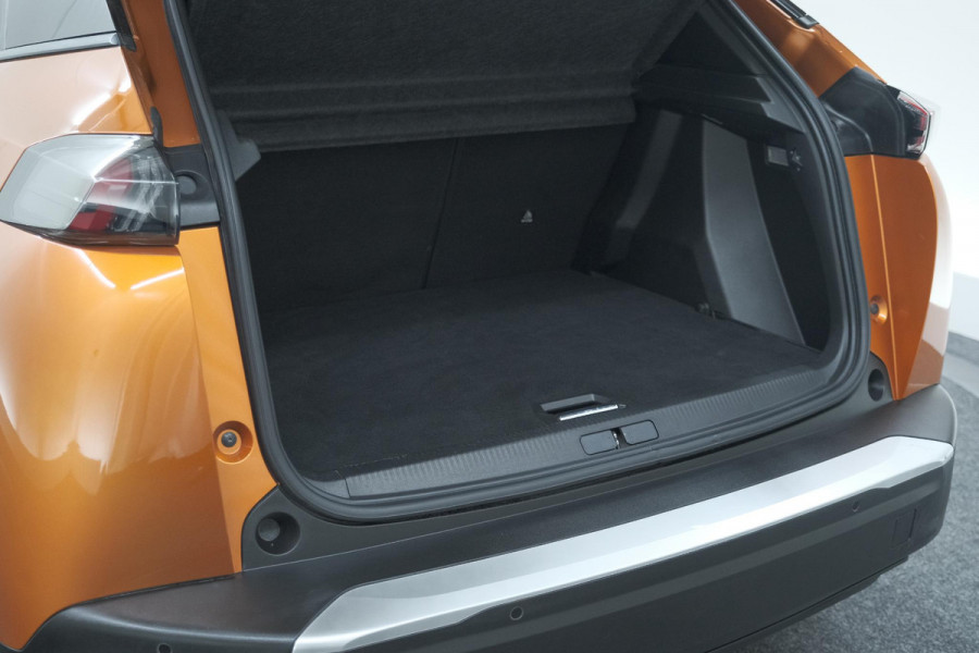 Peugeot e-2008 EV Allure Pack 50 kWh | 3 Fase Laadfunctie | Parkeersensoren | Apple Carplay | Climate Control