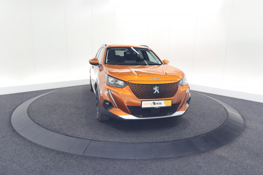 Peugeot e-2008 EV Allure Pack 50 kWh | 3 Fase Laadfunctie | Parkeersensoren | Apple Carplay | Climate Control