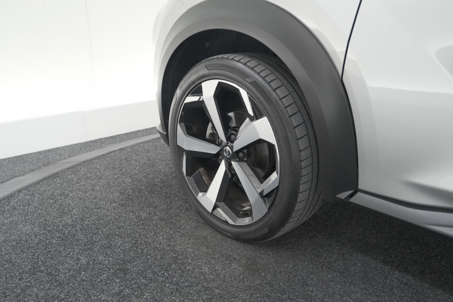 Nissan Juke 1.0 DIG-T Premiere Edition | Trekhaak | Camera | Apple Carplay | Parkeersensoren