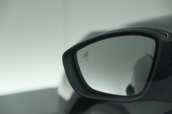 Peugeot 508 PureTech 130 EAT8 Allure Pack Business | Adaptieve Cruise Control | Camera | Apple Carplay | Elektronische Kofferklep